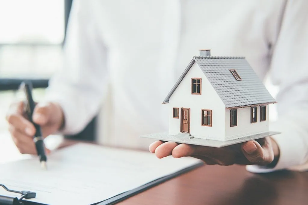 برای خرید مسکن وام بگیرید